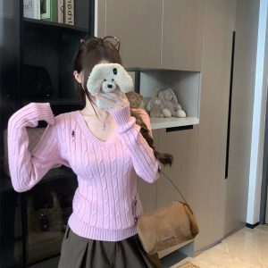 Embroidered V-Neck Cable Knit Pullover Sweater for Women