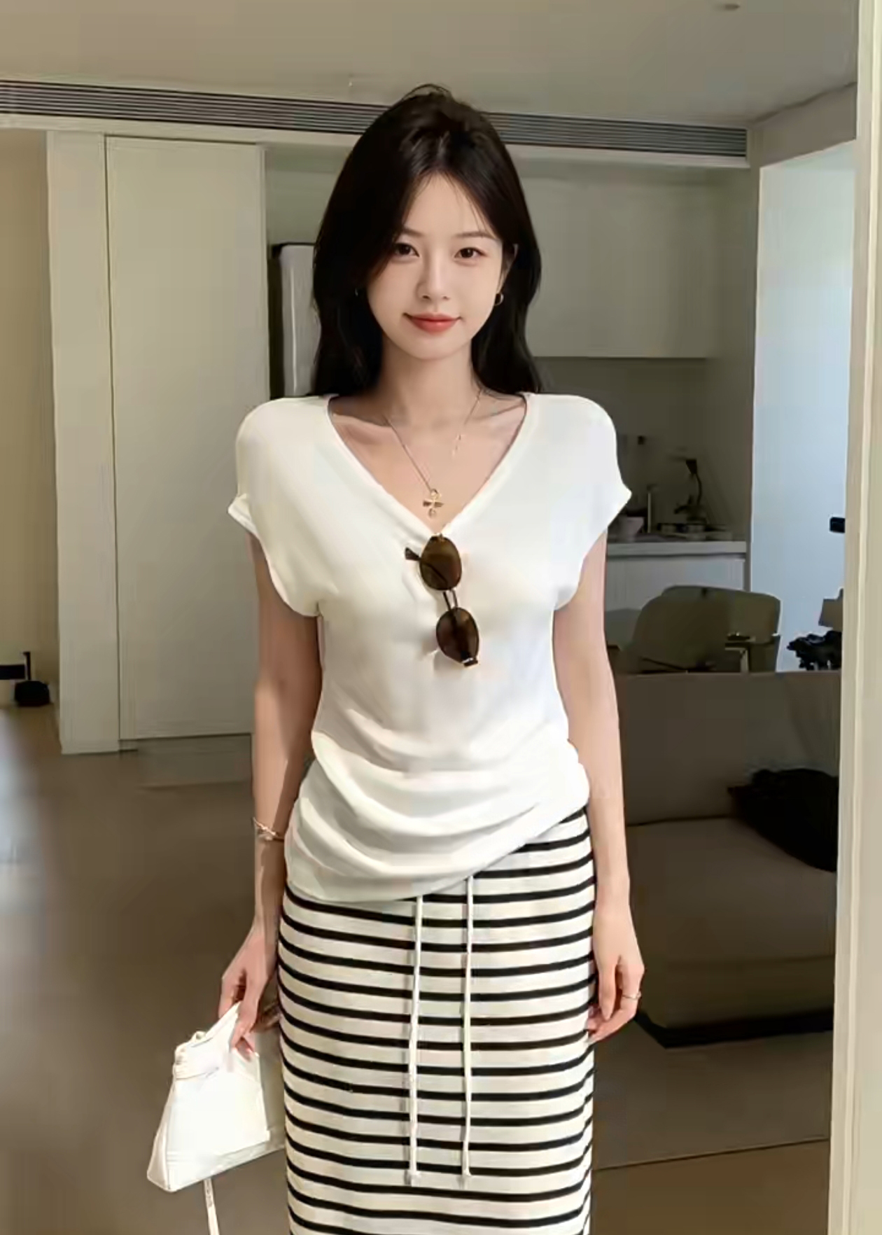 Women's Casual Two-Piece Set Korean Style White V-Neck Top and Striped Skirt 2026 Summer - Image 4
