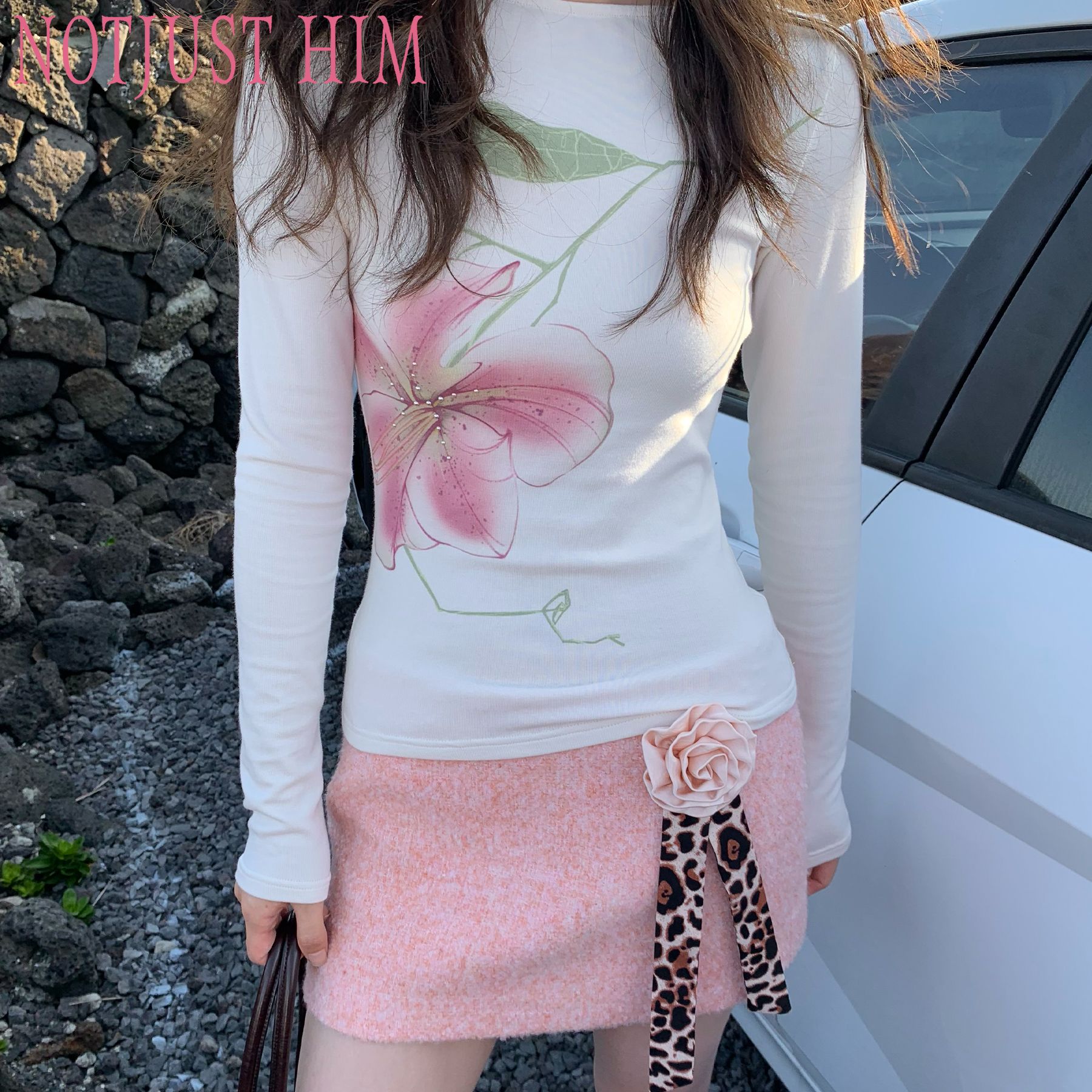 Sweet Japanese Lily Print Rhinestone Long Sleeve T-Shirt for Women Autumn Slimming Versatile - Image 2